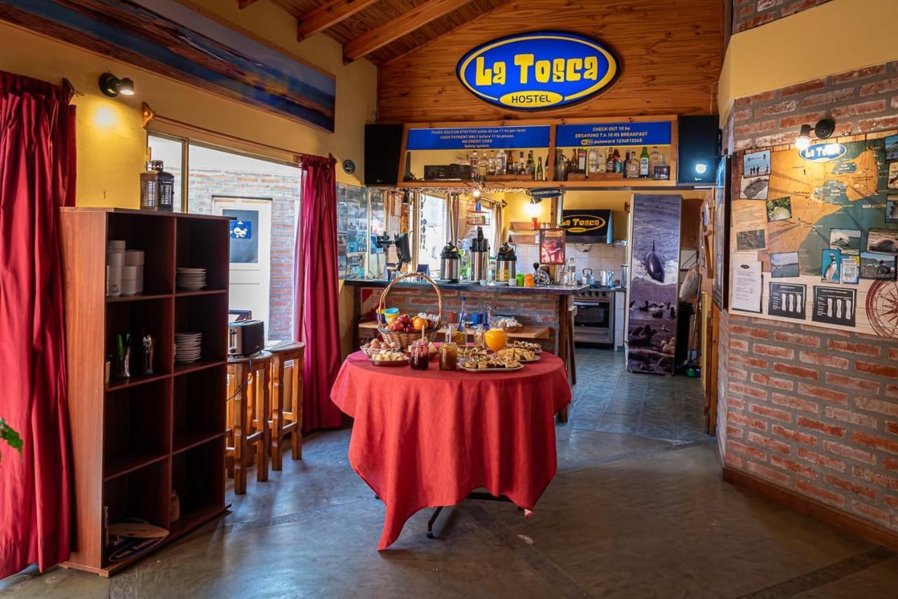 La Tosca Hostel Puerto Madryn Ngoại thất bức ảnh