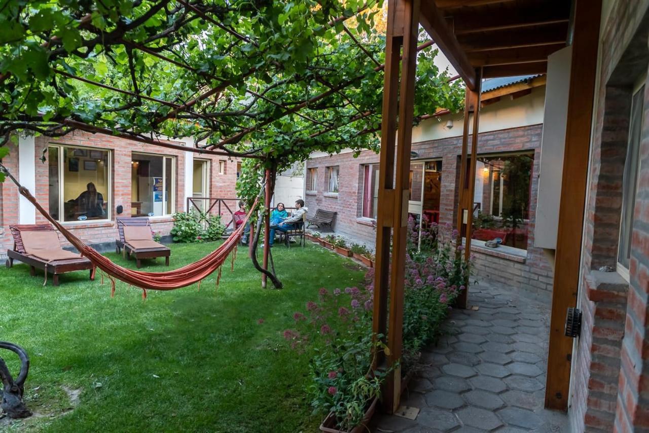 La Tosca Hostel Puerto Madryn Ngoại thất bức ảnh