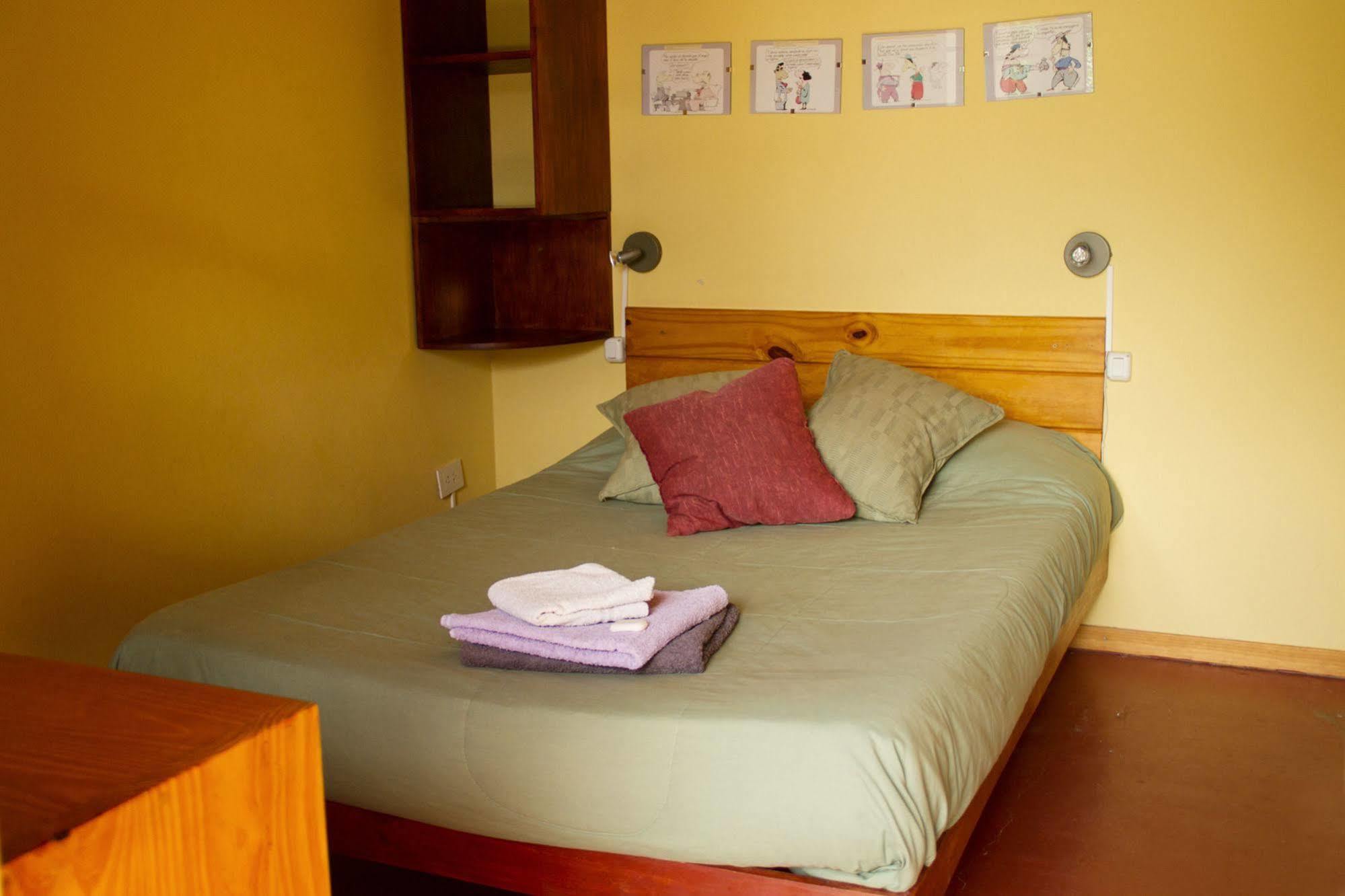La Tosca Hostel Puerto Madryn Ngoại thất bức ảnh